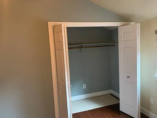 16 Greenbriar Dr — Photo 16