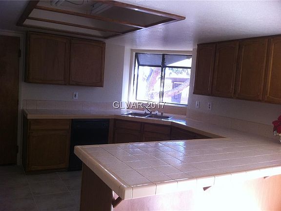 4th image of 7729 Blackbird Ave
