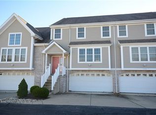 1031 Waterford Ct E, Mcmurray, PA