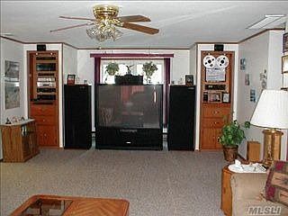 5th image of 109 12th Ave
