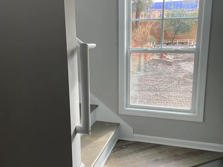 210 Jordan Ln — Photo 14