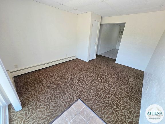 4th image of 701 Watkins Dr APT 201
