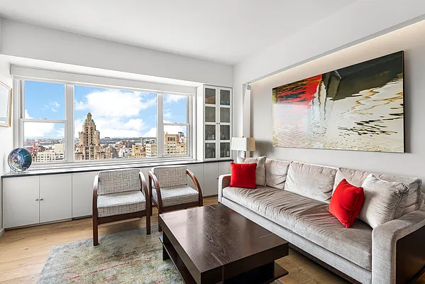 Rented by Corcoran | media 1