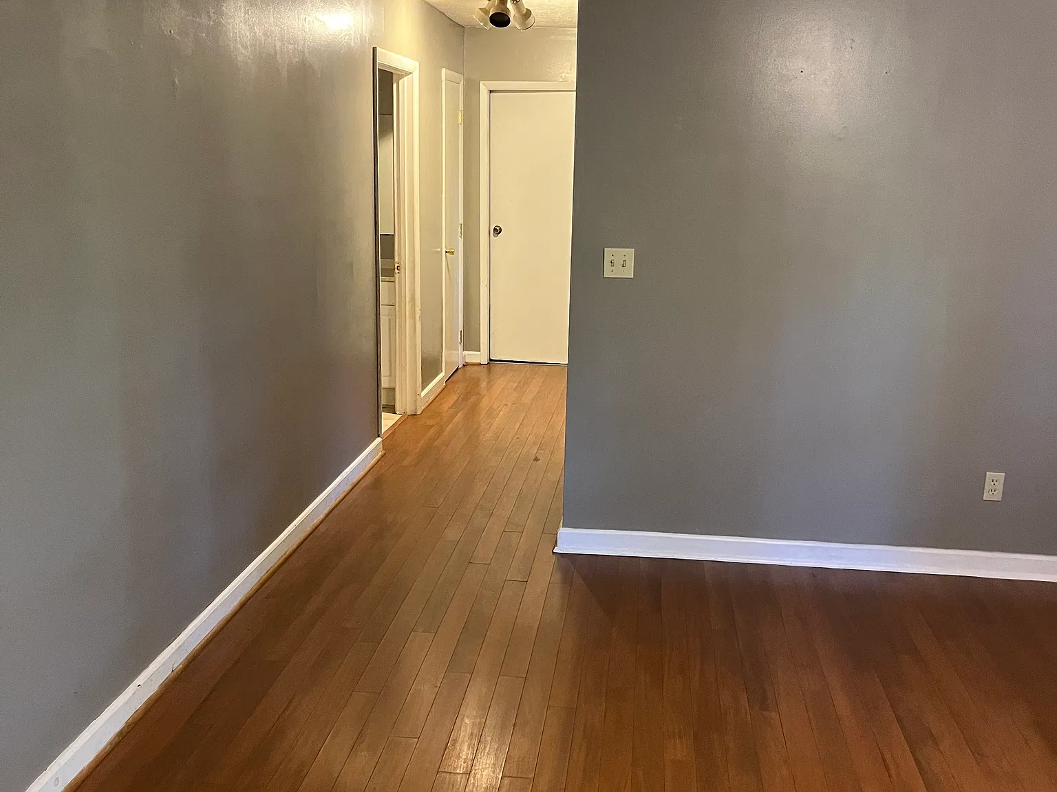 3 bed, 1075 sqft, $1,450 — Photo 3