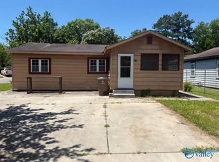 223 11th Ave SW, Decatur, AL 35601