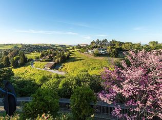 27811 Saddle Ct, Los Altos Hills, CA 94022