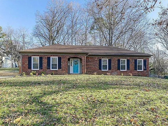610 Riverwood Rd — Photo 25