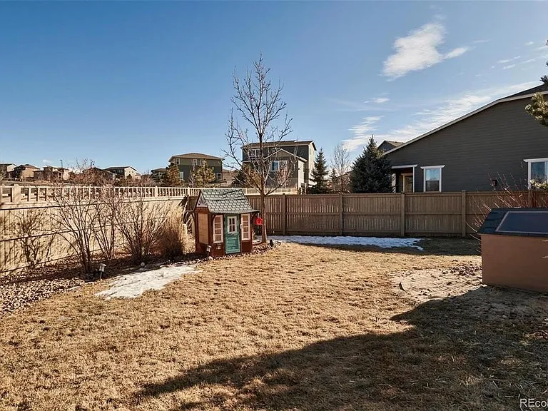 4070 Burnham Pl — Photo 32