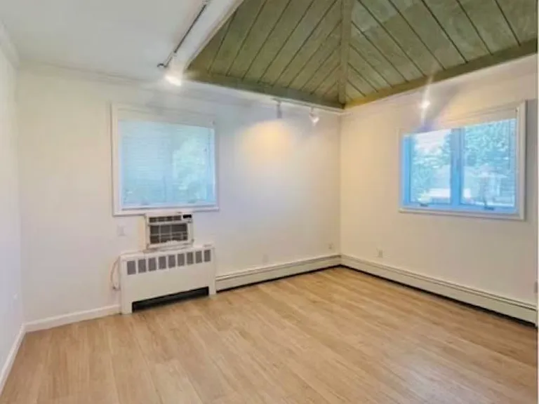 2 Kent Pl — Photo 7