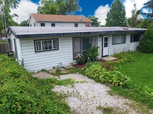 19W720 Woodland Ave, Addison, IL 60101