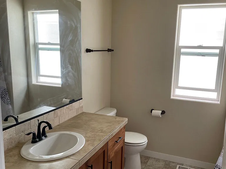 379 SW 203rd Ter — Photo 10