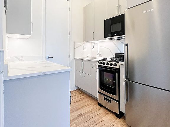 3rd image of 200 Mott St #1B