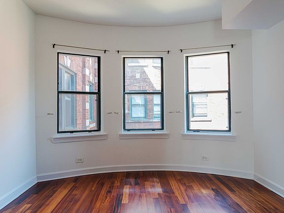 3rd image of 3001-3009 W Gunnison St #3001-2S
