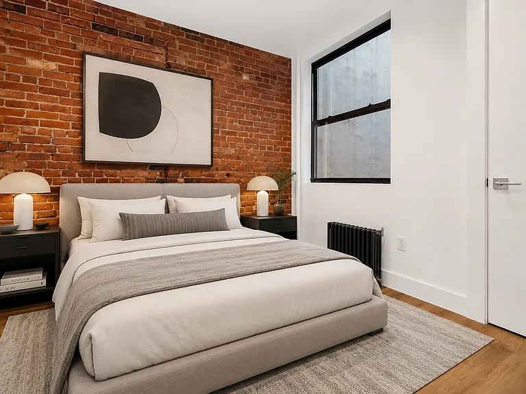 130 Allen St #13 — Photo 3