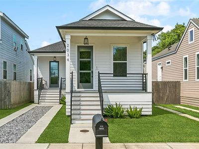 2034 Deslonde St, New Orleans, LA, 70117