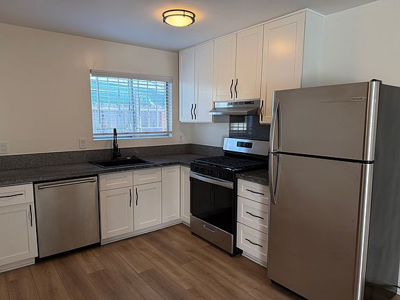 5th image of 6542 S Victoria Ave