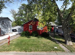 3021 49th St, Des Moines, IA 50310