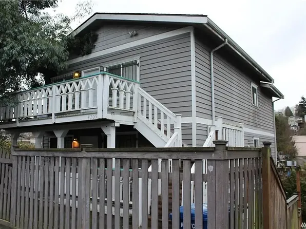 4209 37th Ave S APT C, Seattle, WA 98118