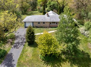 38 Birchwood Rd, Northbrook, IL 60062