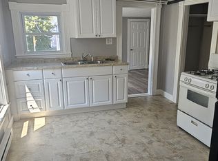 126 Pleasant St #2R, Leominster, MA 01453