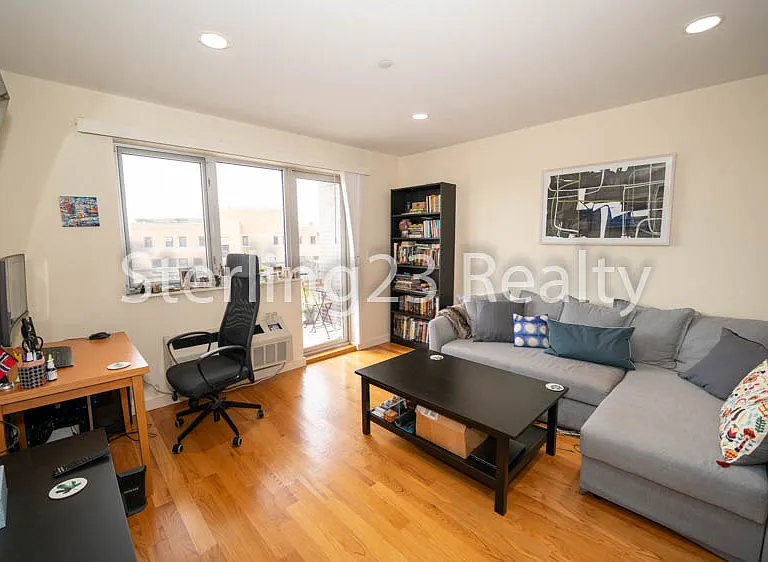 2315 Astoria Blvd #6H — Photo 4