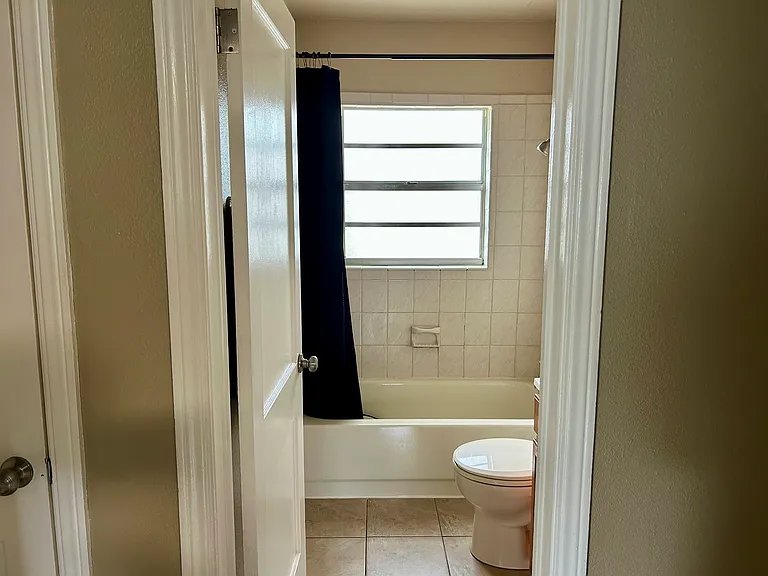 519 Lemon St — Photo 7