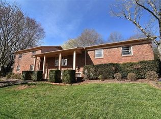 1012 2nd St SE, Conover, NC 28613