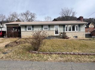 103 2nd Ave, Saltville, VA 24370