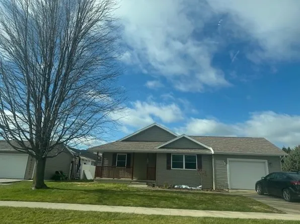 1607 Highland Ave, Washington, IA 52353