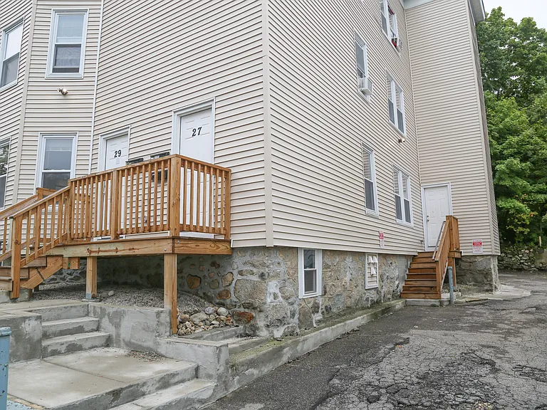 27 Watson St #2 — Photo 26