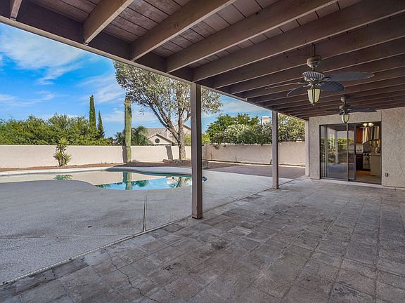 5th image of 1134 W Masters Cir