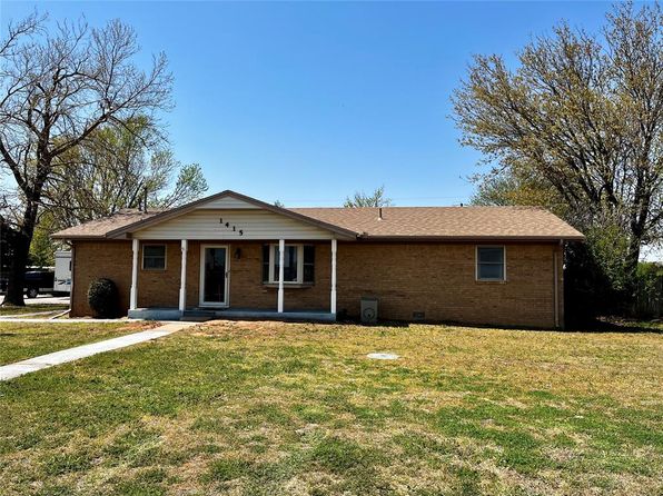 1415 Lewis Rd, Weatherford, OK 73096