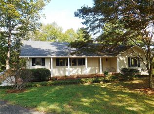 142 Old Rail Rd, Mount airy, NC 27030