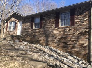 519 Rotary Hills Ct, Clarksville, TN 37043