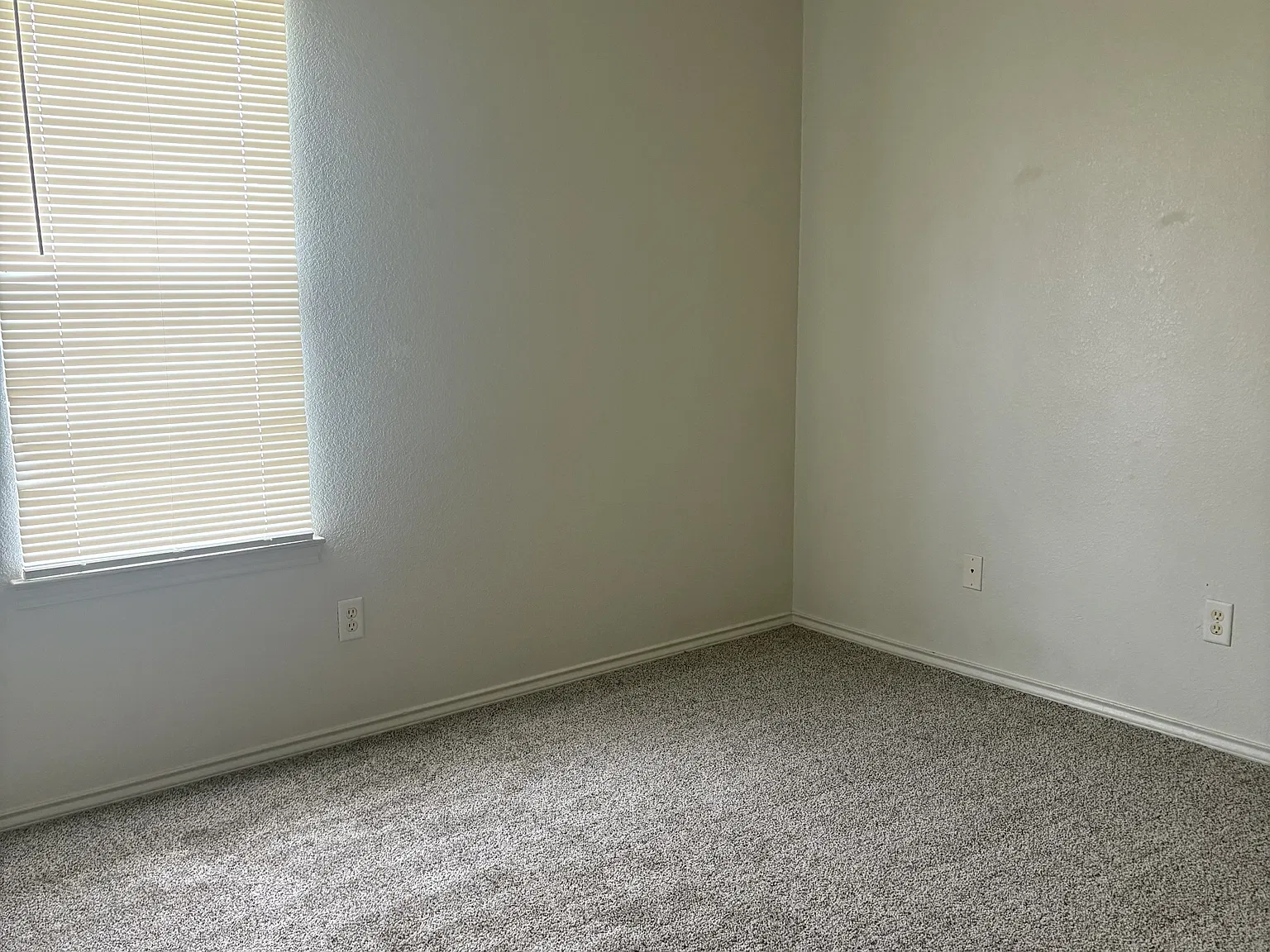 5801 Redstone Dr. - B — Photo 4