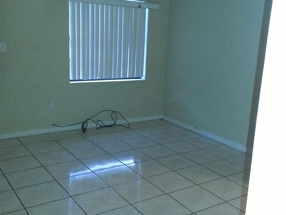 1st image of 4911 Cortez Dr