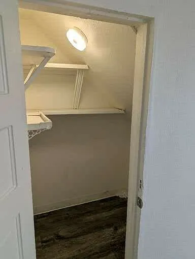 1505 N Adams St — Photo 17