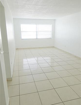 5th image of 495 NW 72nd Ave APT 307