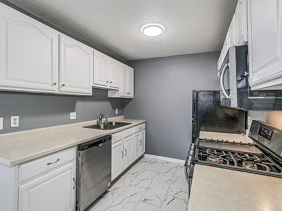 4th image of 1601 N Innsbruck Dr NE Unit 357