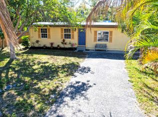 2342 Margaret St, Sarasota, FL 34237