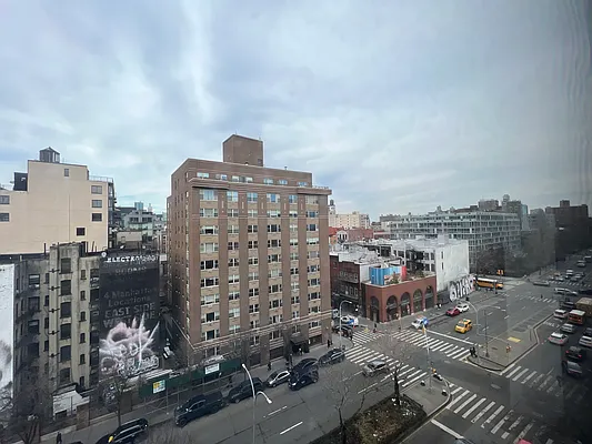 Rented by AZ REALTY NYC LLC | media 10