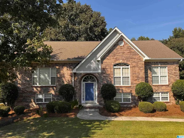 429 Milgray Ln, Calera, AL 35040