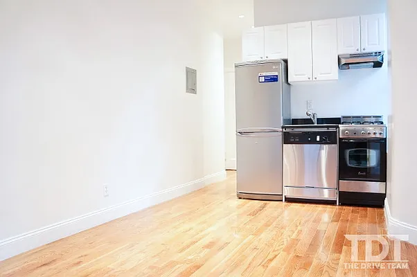 Rented by J Misrahi Realty Corp | media 23