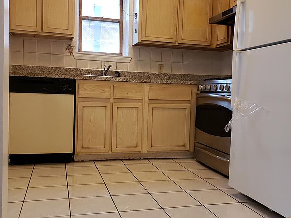 4th image of 6522 14th Ave APT 3