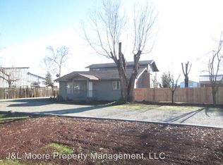 2667 Kirtland Rd, Central Pt, OR 97502