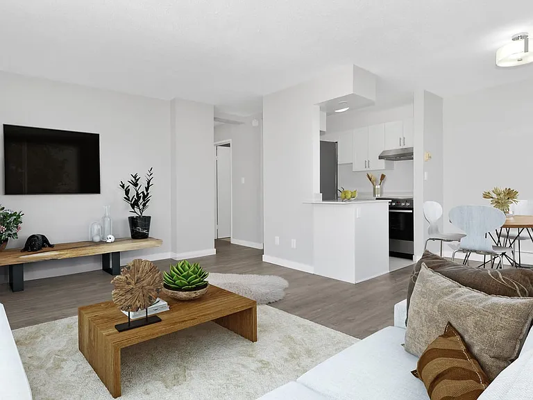 1305 W 12th Ave — Photo 10