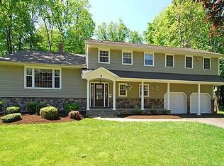 5 Parker Ct, Florham Park, NJ 07932