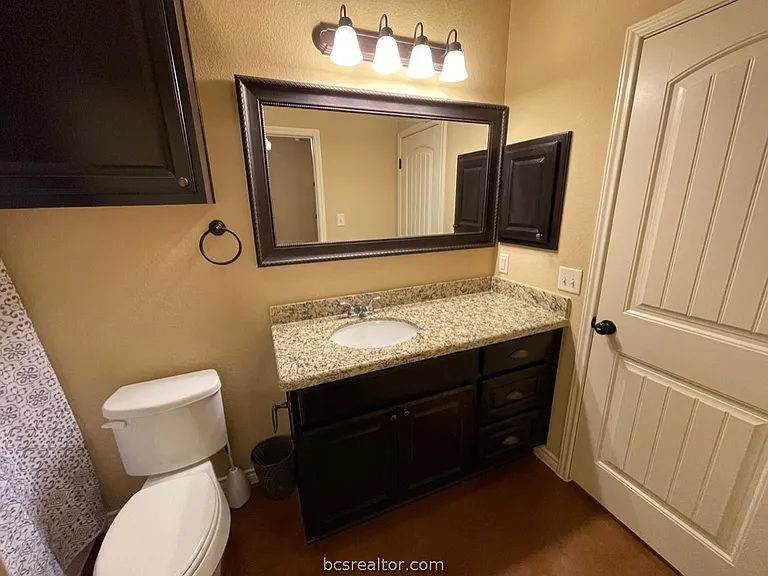 410 Baby Bear Dr — Photo 17