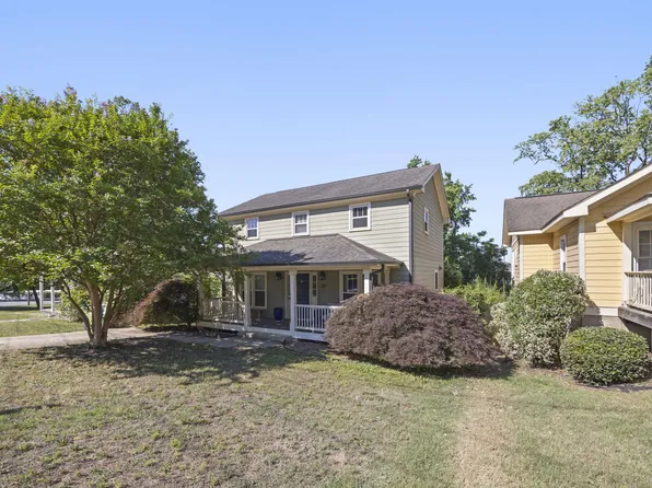 27 Summit Ave, Raleigh, NC 27603