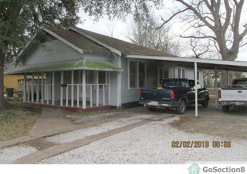1st image of 4780 Park St